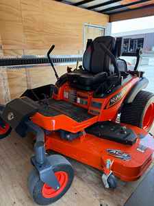 Tondeuse à gazon Kubota Zero Turn 52 pouces 23 CV V-twin pour jardin - Product Image 5