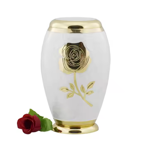 Urne de crémation tendance Style européen le plus pur émail blanc enduit de rose dorée gravé Design unique Urnes de crémation en laiton - Product Image 5