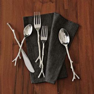 Más vendidos DISEÑO DE Portugal Acero inoxidable Plata Mate pulido mango largo cuchara para servir y tenedor juego de cubiertos - Product Image 2