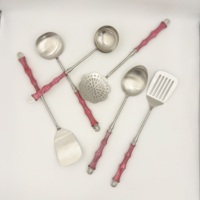 Ensemble de couverts de restaurant à prix d'usine, très vendu, avec manche en résine, ensemble de couverts en métal, provenance Inde par R B Overseas