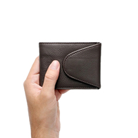 Desainer Logo Kustom Berkualitas Premium Kulit Asli Dompet Pendek Bisnis Pria Dekorasi Bordir Anti RFID Tahan Lama MOQ Rendah