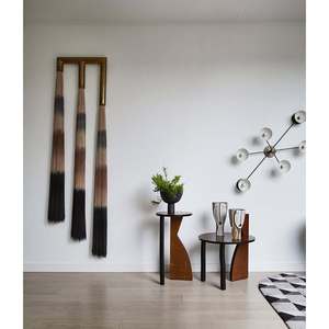 Magnifique tapisserie murale bohème en macramé inspirée par l'art textile personnalisé de Lauren Williams pour la décoration intérieure - Product Image 1