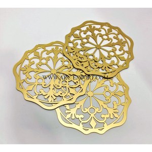 Mesa pulida con espejo martillado, plato cargador decorativo para servir alimentos de acero inoxidable, servidor de alimentos de boda de gran tamaño chapado - Product Image 2