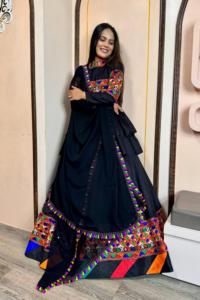 Navratri spécial pur coton magique numérique imprimé et vrai miroir travail à la main Gamthi brodé Lehenga et Kediya avec Dupatta - Product Image 4