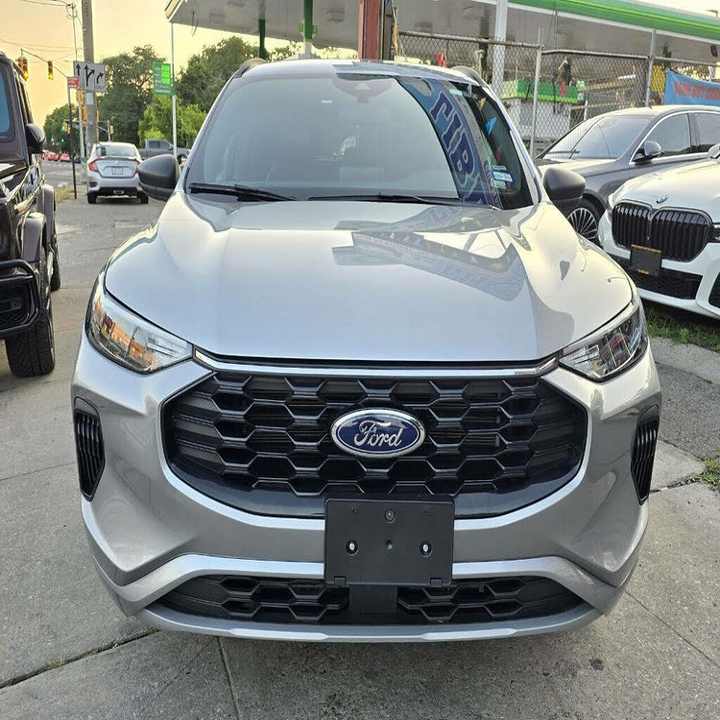 2023 Ford Escape ST-Line AWD Low Mileage with R20 Tires Left Steering Turbo Engine Leather Seats Ready for Shipment