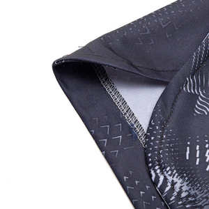 Maillot d'uniforme de basket-ball pour hommes maillot de basket-ball short en matériau respirant par sublimation de couleur personnalisée en gros - Product Image 4