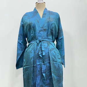 Robe Kimono d'été en Soie Faite Main pour Femme, Col en V, Manches Longues, Double Poches Avant, Taille Unique, Prix de Gros - Product Image 1
