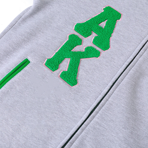 Alfa |   Kapa |   Chaqueta Universitaria Personalizada Estilo Hermandad Alpha, Color Gris, con Letras de Chenilla, Cierre Completo, Chaqueta Universitaria al por Mayor - Product Image 5