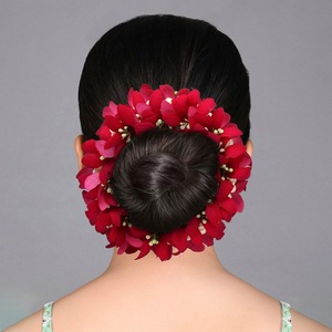 Chignon à fleurs Accessoire élégant pour cheveux - Product Image 2