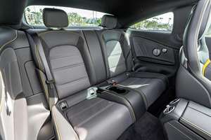 2024 C63 S Final Edition Coupe AWD ไมล์น้อย เทอร์โบ เบาะหนัง R18 เกียร์อัตโนมัติ พวงมาลัยซ้าย สีดำ น้ำมันเบนซิน - Product Image 4