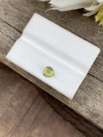 Bio Color Natural certificado 0,74 quilates turmalina corte corazón piedra preciosa suelta excelente Color amarillo para la fabricación de joyas