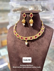 Ensemble de collier de mariée antique traditionnel avec boucles d'oreilles pour les femmes à la recherche de bijoux indiens exclusifs pour les mariages et les célébrations - Product Image 3
