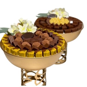 Cuenco de chocolate moderno, elegante soporte dorado, cuenco de chocolate hecho a mano de primera calidad para bodas, regalos y ocasiones especiales a la venta - Product Image 1