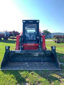 2020 Manitou 3200 VT skid steer - Product Image 3