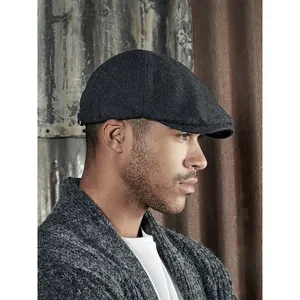 Casquette en laine Melton personnalisable pour le merchandising promotionnel - Product Image 2