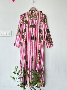 ชุดเดรสผ้าฝ้ายแท้พิมพ์ลายดอกไม้, ชุดเดรสยาวถึงพื้นยาวเอวธรรมชาติสำหรับฤดูร้อน - Product Image 3