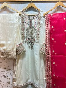 Nueva llegada Multi-hilo bordado Rawsilk Tilla camisa negro blanco tela coreano encaje forcejeos contraste Organza pakistaní Desi - Product Image 3