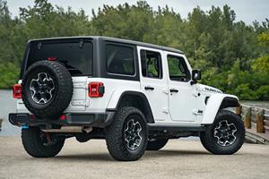 Modèle le mieux noté 2023 Jeep Wrangler 4xe Rubicon - Product Image 3