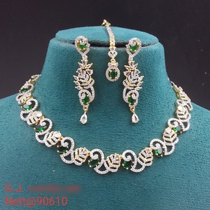 Collier en pierre AD de créateur et boucles d'oreilles assorties pour femmes, parfaites pour les mariages, les festivals et les fêtes. - Product Image 5