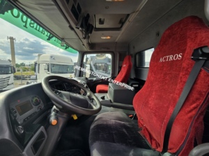 Camion benne basculante Mercedes Actros 1841 4x4 Euro 3 diesel 351-450 CV d'occasion 2005 pour le transport minier et de chantier - Product Image 4