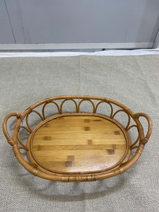Eco-friendly oval rattan serving tray - Product Image 3