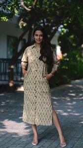 Vestido Midi de Rayón con Estampado Floral Étnico, Diseño Único, Estilo Casual, Logotipo Sólido en la Espalda, Estampado Floral sin Esfuerzo, Talla 6XL - Product Image 4