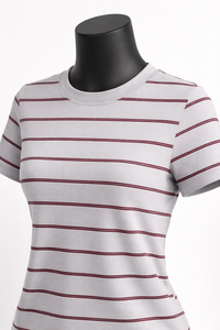 เสื้อยืดผ้าฝ้ายลายทางสำหรับผู้หญิง ทรงเข้ารูป แขนสั้น คอกลม เสื้อยืดพื้นฐานสำหรับผู้หญิง ขายส่ง - Product Image 4