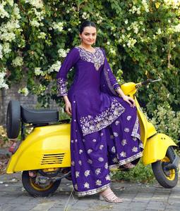 Conjunto Sharara de diseño indio-pakistaní, en tela Chinnon, ideal para fiestas elegantes, bodas, uso tradicional y casual. - Product Image 1