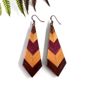 Pendientes de Madera 100% Estilo Clásico a Muy Bajo Precio, Fabricante y Exportador de Pendientes de Madera para Bodas de Niñas, Diseño Vintage - Product Image 5