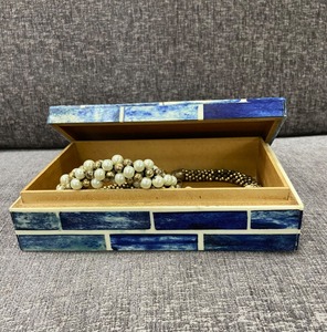 Caja de regalo de joyería con incrustaciones de hueso de buey y madre de perla de lujo, arte de madera de pino con embalaje artesanal memorable para regalos especiales - Product Image 3