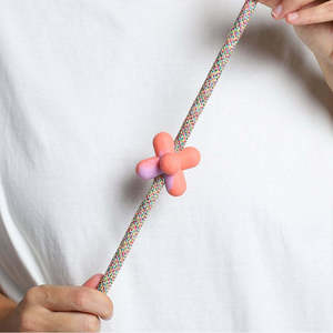 Estilo Encantador con Función Ajustable - Product Image 1