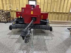 Empacadora Cuadrada Pequeña Massey Ferguson SB 1840 de Alto Rendimiento para la Cosecha de Granos, Maíz, Trigo, Arroz, Cacahuetes y Patatas - Product Image 6