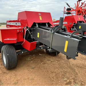 Presse à balles carrées d'occasion et neuves Hay and Forage Massey Ferguson 1836 - Presse à balles carrées Massey Ferguson 1840 de petite taille - Product Image 1