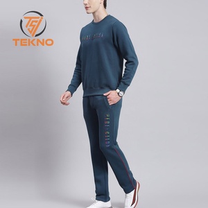 Ensemble de survêtements délavés à l'acide avec logo personnalisé imprimé pour hommes Tenue de course Passion Street Wear Article frais d'hiver Prix de vente entier - Product Image 2