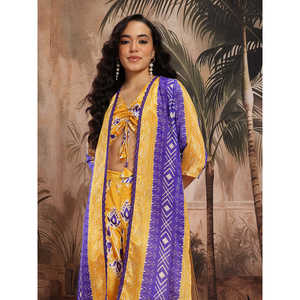 Conjunto de Dos Piezas para Mujer, Top Amarillo Estampado de Satén y Pantalones Palazzo, Talla XS, Manga Tres Cuartos, para Primavera/Verano - Product Image 2