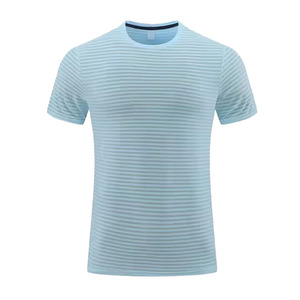 Camiseta deportiva de secado rápido para hombre con logotipo de tu propia marca - Product Image 3