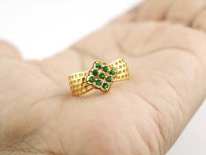 Anillo de Compromiso y Matrimonio de Plata de Ley 925 con Ónix Verde y Chapado en Oro de 18k para Ella - Product Image 3