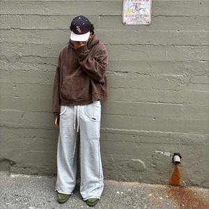 Pantalones de chándal acampanados de peso pesado con logotipo bordado personalizado para hombre, pantalones de chándal holgados de lavado ácido Vintage cosidos en bruto para hombre - Product Image 2