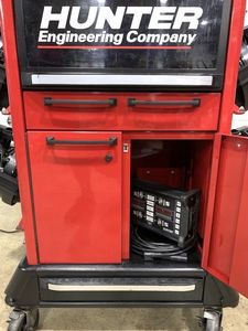 À vendre : Machine d'alignement de roues automatique Hunter 3D avec affichage numérique, équilibreuse de roues 250W 220 tr/min pour atelier de réparation - Product Image 3
