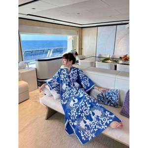 Robe maxi kaftan brodée bleu et blanc pour femmes, style bohème ethnique, longueur au sol, coupe ample, coton, taille naturelle, vêtements de villégiature - Product Image 4