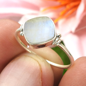 Artisan indien fabriqué à la main en argent Sterling 925 ensemble de lunette arc-en-ciel pierre de lune Style Boho bague de créateur pour femme fille prix usine - Product Image 2