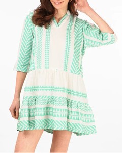 ชุดเดรสแขนสั้นคอวีมินิของผู้หญิง, ชุดเดรสผ้าทอคอวีเนื้อเรียบหรูน้ำหนักเบาและมีสไตล์สำหรับใส่ในช่วงฤดูร้อน - Product Image 1