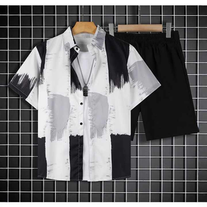 ชุดสูทวันหยุดของผู้ชายสไตล์ฮาวายทันสมัยเสื้อลำลองแขนสั้นชุดกางเกงห้าส่วนพิมพ์ลายสำหรับผู้ชาย - Product Image 2