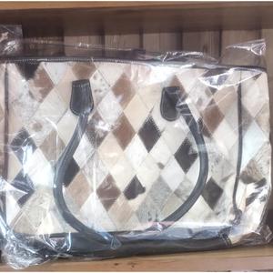 Bolso de cuero de vaca indio famoso para mujer, alta demanda, buena calidad, estilo de moda, cremallera de larga duración, venta al por mayor de diamantes para mujer - Product Image 3