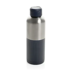 Tumbler Sostenibile in Acciaio Inossidabile da 750ml con Design Ondulato RCS - Product Image 2