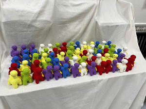 Kit de crochet fait main, jouets, porte-clés, vente en gros, poupées, poupée en laine, peluche mignonne, cadeau pour enfants, personnalisé - Caryln - Product Image 5