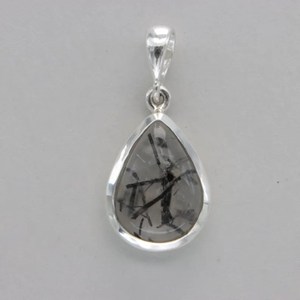 Pendentif en pierres précieuses rutile noir solide 925 bijoux en argent Sterling fait à la main pendentifs en argent fin bijoux en gros pour les femmes - Product Image 1