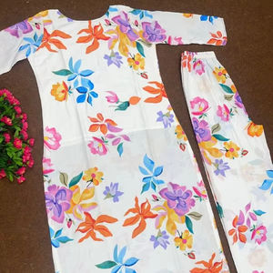 Ensemble de pantalons Kurti imprimés floraux confortables et élégants vêtements ethniques indiens légers pour femmes idéal pour un usage quotidien au bureau - Product Image 1