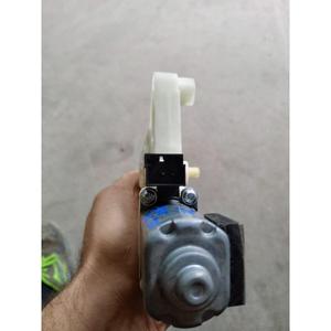 มอเตอร์กระจกไฟฟ้าด้านหลังขวา VOLKSWAGEN Passat Variant B8 (3G5, CB5) (14>) รุ่น 5Q4959801D - Product Image 4
