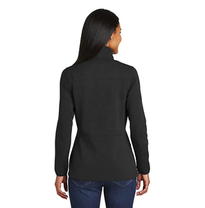 Veste Softshell pour femmes avec logo personnalisé de la meilleure qualité, respirante et confortable avec doublure en tissu pour l'hiver, nouveau style de conception imprimée - Product Image 3